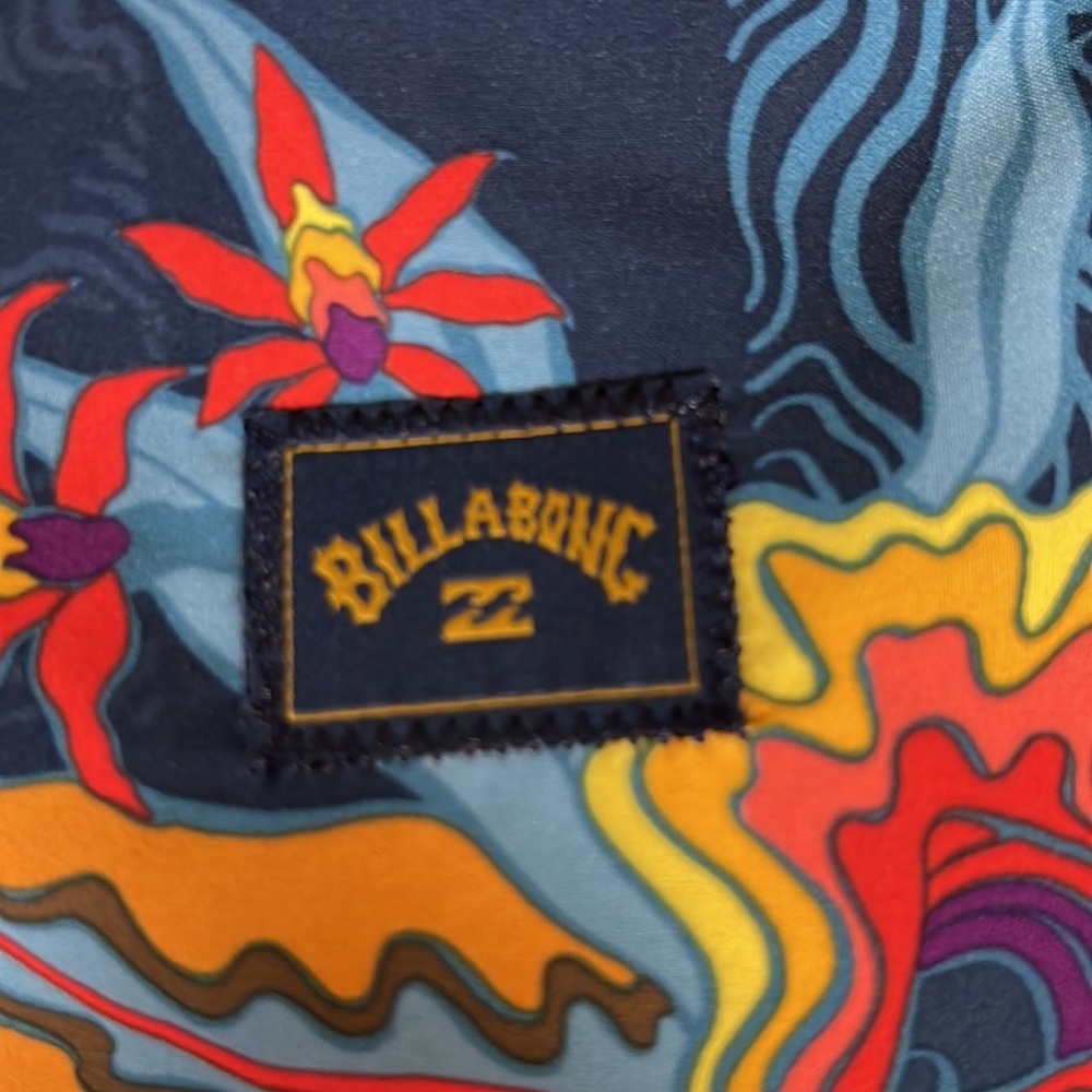 Billabong W/Pockets Short - Picture 2 of 7